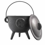 Cast Iron Cauldron with Pentagon 11x13cm - Image 2