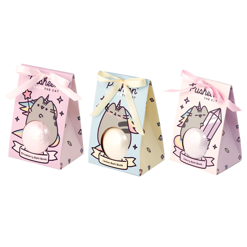 BATH66_001 Handmade Bath Bomb in Gift Box - Pusheen the Cat - Image 1