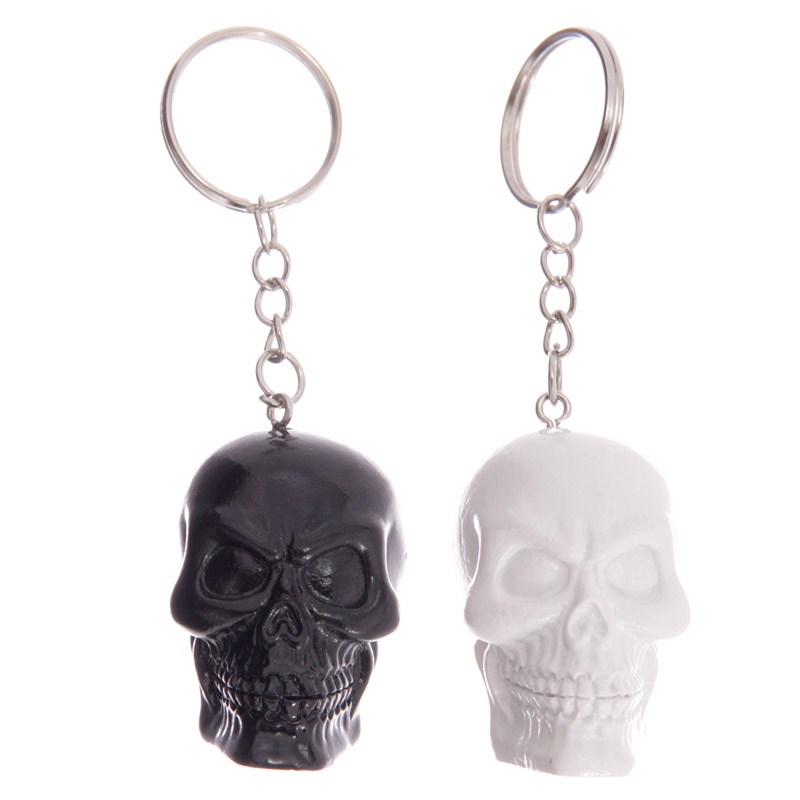 SK189_001 Novelty Keyring - Black and White Skull - Image 1