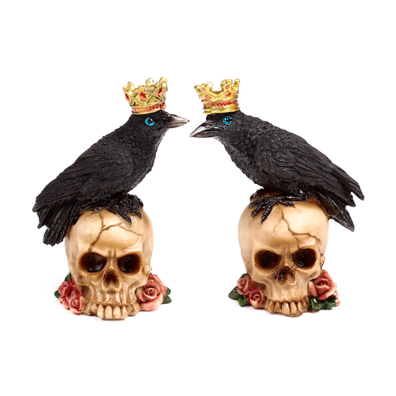 SK417_001 Decorative Ornament - Crow Wearing Crown Standing on Skulls - Image 1